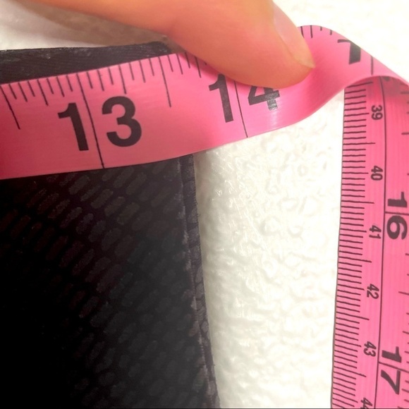 Onzie Faux Leather Croc Print Leggings Small - Picture 6 of 8